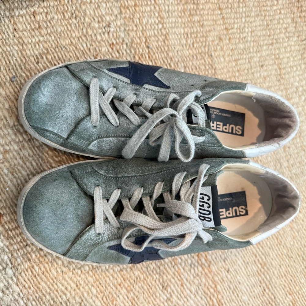 Golden Goose Sneakers - Picture 7 of 8